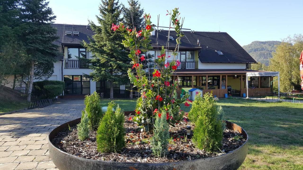 Hotel Formule Decin Exterior photo